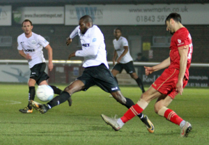 2018-11-24 HartlepoolH 25 Gomis